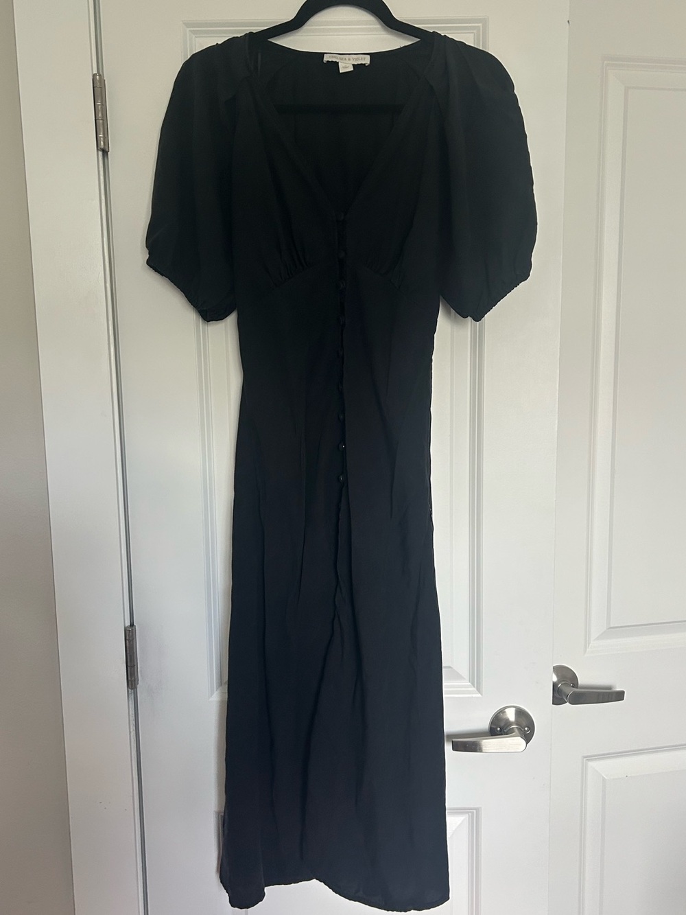 Chelsea & Violet Black Puff-Sleeve V-Neck Midi Dress